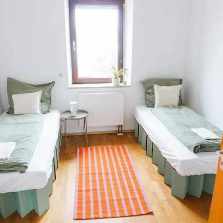 Raum Life - #1 Mit Kostenlosen Parkplatz Daire Straubing