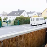 Raum Life - Stilvolle Mit 2 Schlafzimmern Und Kostenlosen Parkplatz * 施特劳宾