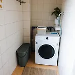 公寓 Raum Life - Stilvolle Mit 2 Schlafzimmern Und Kostenlosen Parkplatz 施特劳宾