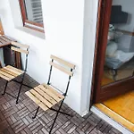 Raum Life - Stilvolle Mit 2 Schlafzimmern Und Kostenlosen Parkplatz