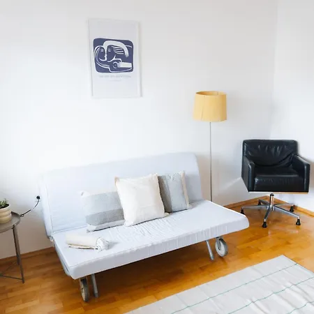 Raum Life - #1 Mit Kostenlosen Parkplatz Appartement *